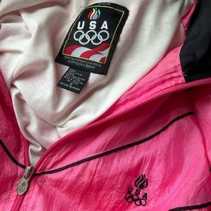 Vintage USA Windbreaker